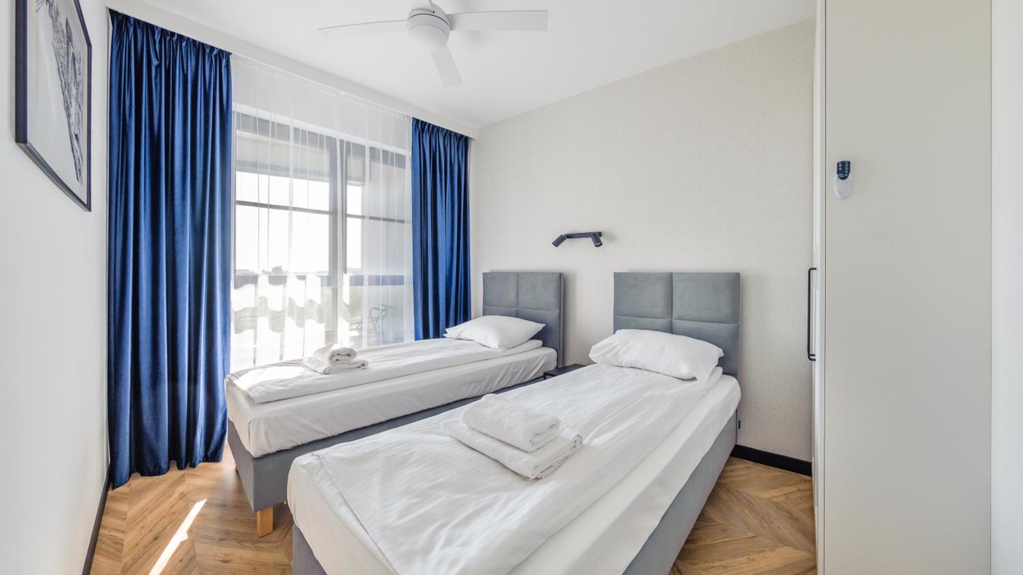 Flatbook - City Center Apartments Doki Living Gdansk Exterior foto